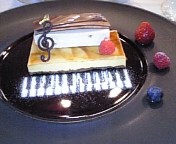 ピアノのケーキの画像